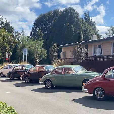 تي أناو Red Tussock Motel المظهر الخارجي الصورة
